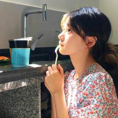 富贵再逼人