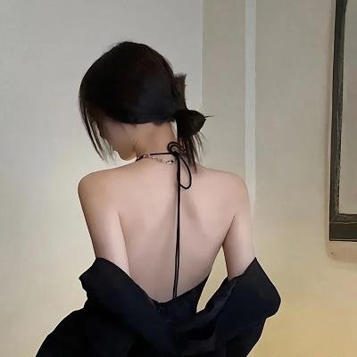 爱上小男人